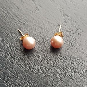 Pearl earrings